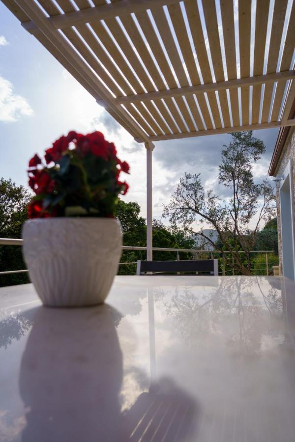 פרמיתיה Astrali Stone Villas מראה חיצוני תמונה