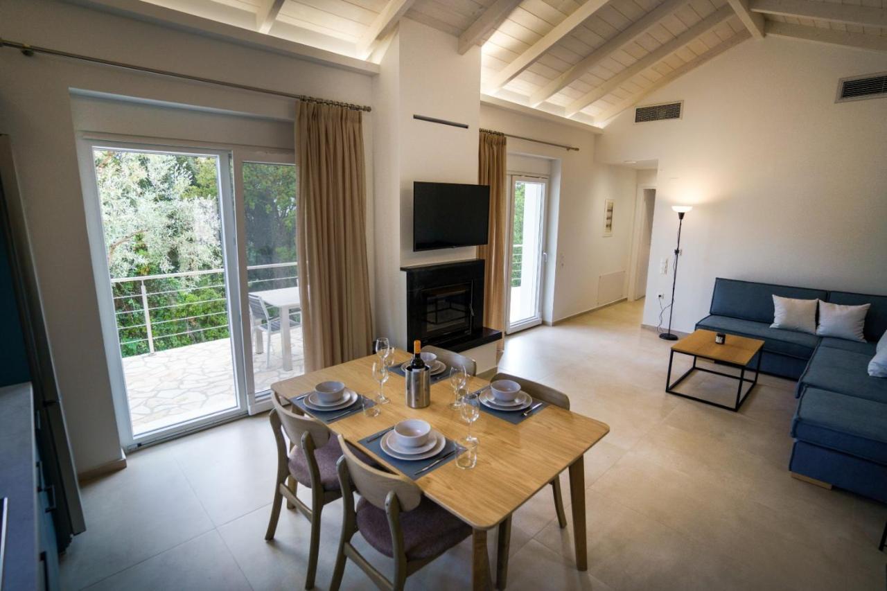 פרמיתיה Astrali Stone Villas מראה חיצוני תמונה